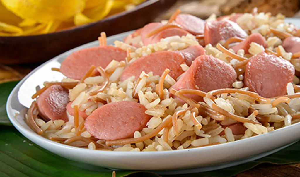 Arroz con fideos - Receta de arroz con fideos - Salchicha Cunit - Receta con Salchicha - Recetas Cunit