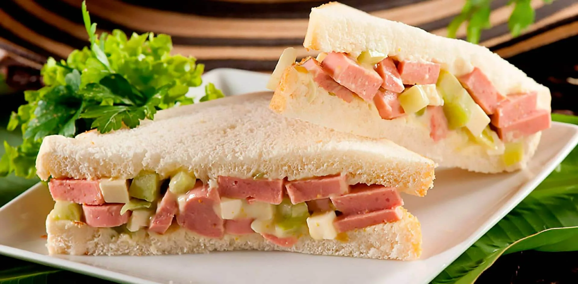 Ideas de sanduches - salchichas - Cunit - sándwich - sándwich con salchicha